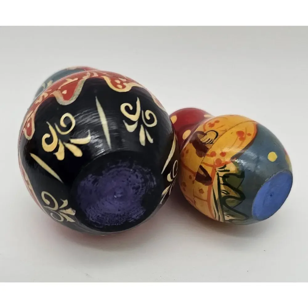 Matryoshka Russian Nesting Doll 5 Piece Set Man With Family Signed